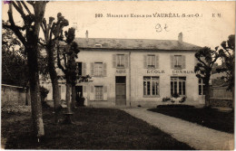 CPA Vaureal Mairie Et Ecole FRANCE (1308860) - Vauréal