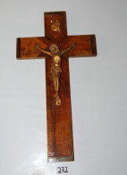 C272 Ancienne Croix - Christ Sur La Croix - Objet De Dévotion - Religious Art