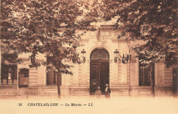 Chatelaillon * Rue Et La Mairie * Villageois - Châtelaillon-Plage