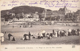 Houlgate * La Plage Un Jour De Fête Enfantine - Houlgate