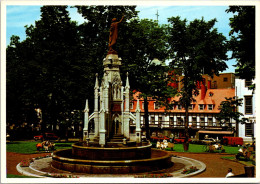 Canada Quebec The Monument Of Faith At Place D'Armes - Québec - La Cité