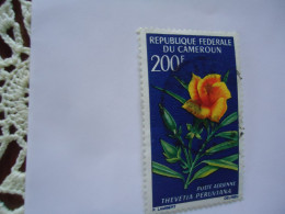 CAMEROON  USED  STAMPS  FLOWERS   WITH POSTMARK - Cameroun (1960-...)