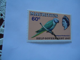 MAURITIUS  MNH  STAMPS  BIRDS BIRDS PARROTS   1967 - Perroquets & Tropicaux