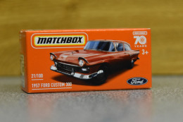 Mattel - Matchbox 70 Years 21/100 1957 Ford Custom 300 - Matchbox (Mattel)