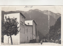 D580) EBENSEE - Talstation Der HÖLLENGEBIRGSSEILSCHWEBEBAHN - Salzkammergut - AUTO Ansichten ALT ! - Ebensee