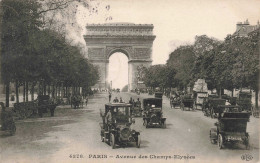 FRANCE - PARIS - Avenue Des Champs-Elysées - Arc De Triomphe - Voitures - Animé - Carte Postale Ancienne - Champs-Elysées