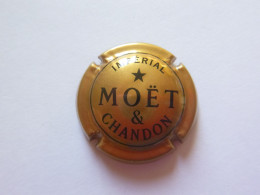 Capsule Plaque Muselet De Champagne - MOËT Et Chandon - Impérial - Möt Et Chandon