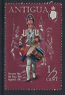 Antigua 1970  Military Uniforms (**) MNH - 1960-1981 Interne Autonomie