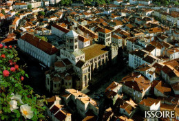 ISSOIRE  ( PUY DE DOME  )   VUE AERIENNE SUR LA VILLE ET SA REMARQUABLE EGLISE ROMANE - Issoire