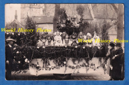 CPA Photo - Léré ( Cher ) - Cavalcade Devant L' Eglise - 22 Mars 1936 - Enfant Du Village - P. Sury Savigny En Sancerre - Lere