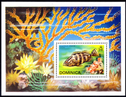 Dominica 1975 Fish Souvenir Sheet Unmounted Mint. - Dominica (...-1978)