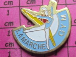 716c Pins Pin's  / Rare Et De Belle Qualité / SPORTS / CLUB LA MARCHE GYMNASTIQUE FEMININE MASCULINE - Gymnastique