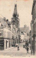 Amiens * La Rue St Leu * L'église Et La Cathédrale - Amiens