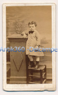 Photographie Ancienne CDV Portrait D'un Jeune Garçon Photographe Gilardeau à Murs Erigné Angers Circa 1860 - Anonieme Personen