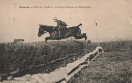 Saumur * école De Cavalerie * Concours Hippique Aux Huraudières * Militaria équitation Cavalier - Saumur