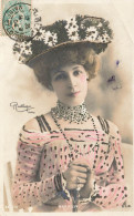 MARCILLY Marcilly * Carte Photo Reutlinger 1904 * Artiste Célébrité * Théâtre Cinéma Opéra Danse * Paillettes - Artiesten