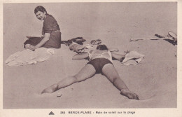 BAIGNEUSE(BERCK PLAGE) - Schwimmen