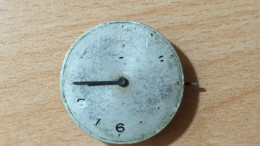 MOUVEMENT DE MONTRE MECANIQUE -- POUR PIECES DETACHEES - Horloge: Antiek