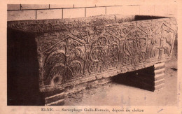 Elne - Sarcophage Gallo Romain, Déposé Au Cloître - Elne