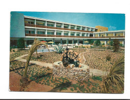 CPM GRAND HOTEL EUROPE, COMARRUGA , TERRAZA Y JARDIN  (voir Timbre) - Tarragona