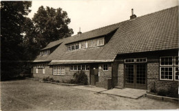 JEUGDHERBERG   " KLAVERVELDEN "  BERGEN OP ZOOM    ( Trait Blanc Pas Sur Original ) - Bergen Op Zoom