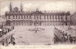 FRANCE - NANCY - La Place Stanislas Et L'Hôtel De Ville - Animé - Monument - Carte Postale Ancienne - Nancy