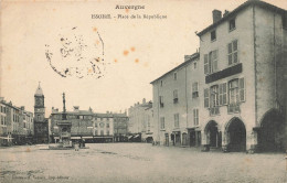 Issoire * La Place De La République * Hôtel * Cachet Militaria Au Dos Régiment D'artillerie - Issoire