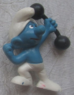 Schleich 1982 - Schtroumpf Costaud Aux Haltères - Smurfs