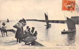 FRANCE - 85 - Les Sables D'Olonne - Sablaises Attendant Les Pêcheurs - Carte Postale Ancienne - Sables D'Olonne