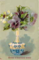 FLEURS - Pensées Dans Un Vase - Carte Postale Ancienne - Flores