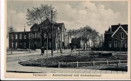 TERNEUZEN   AXELSCHESTRAAT MET AMBACHTSCHOOL   2 SCANS - Terneuzen