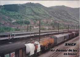 SNCF Les Chemins De Fer En France 1978 - TRAINS LOCOMOTIVES WAGONS RAIL TURBOTRAINS GARES - Ferrocarril & Tranvías