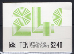New Zealand 1982 Map - $2.40 Booklet - P.12½ - Complete (SG SB37) - Dienstzegels
