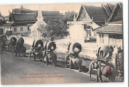 CPA Cambodge Phnom Penh Eléphants Du Roi Harnachés Pour La Promenade - Cambodia