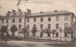 Rennes * Hôpital Pont Chailloux * Le Pavillon Laennec * établissement Médical - Rennes