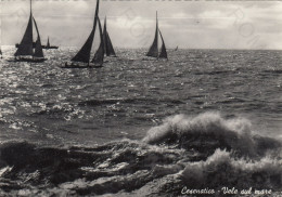 CARTOLINA  CESENATICO,CESENA,EMILIA ROMAGNA-VELE SUL MARE-SPIAGGIA,MARE,ESTATE,VACANZA,BELLA ITALIA,VIAGGIATA 1957 - Cesena