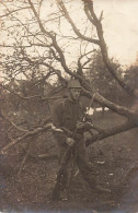 Carte-Photo Armée Suisse Militaria Schweizer Armee Militär Soldaten Mousqueton Baïllonnette Karabinerhaken Bajonett - Otros & Sin Clasificación