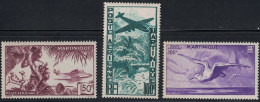 MARTINIQUE - PA N° 13 à 15 - POSTE AERIENNE - NEUF SANS TRACE DE CHARNIERE - COTE 84€. - Poste Aérienne