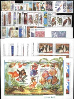 Czechoslovakie Annee Complete Neuf Sans Charnieres 2003 Avec Mini-sheet - Años Completos