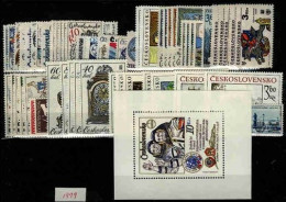 Czechoslovakie Annee Complete Neuf Sans Charnieres 1979 - Annate Complete