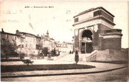 Delcampe - CPA 81 (Tarn) Albi - Monument Aux Morts TBE éd. Tranier Buraliste - Kriegerdenkmal