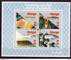 Noorwegen Blok Mi 8 Dag Van De Postzegel Gestempeld - Blocks & Kleinbögen