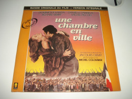 B8 / Film " Une Chambre En Ville "  2X LP - 310 126/127 - France 1982 - M/N.M - Musique De Films