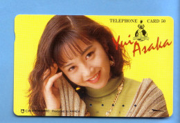 Japan Japon Telefonkarte Phonecard -  Girl Femme Women Frau  Yui Asaka - Personnages