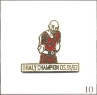 Pin's Sport - Boxe / Saïd Ghaly - Champion OS 1991-92. Estampillé Alpes Trophées. EGF. T972-10 - Boxen