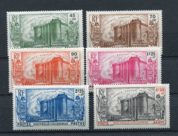 !!! NOUVELLE CALEDONIE, SERIE BASTILLE N°175/179 + PA N°35 NEUVES * - Neufs