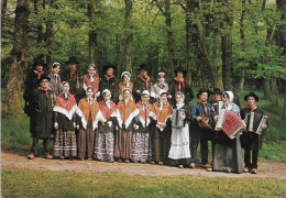 CPSM. 58 MONTSAUCHE. MORVANDIAUX DES SETTONS. GROUPE FOLKLORIQUE. - Montsauche Les Settons