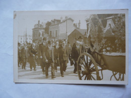 CARTE PHOTO - 11 AUDE : SCENE ANIMEE - FUNERAILLES - Funeral