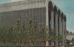 METROPOLITAN OPERA HOUSE - Stadien & Sportanlagen