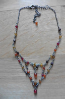 Collier 70s Ras De Cou Réglable Chaîne Métal Argenté Perles Cristaux Fantaisie Rouge Orange Jaune - Colliers/Chaînes